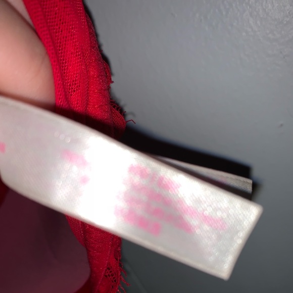 Pink bra - Picture 2 of 2